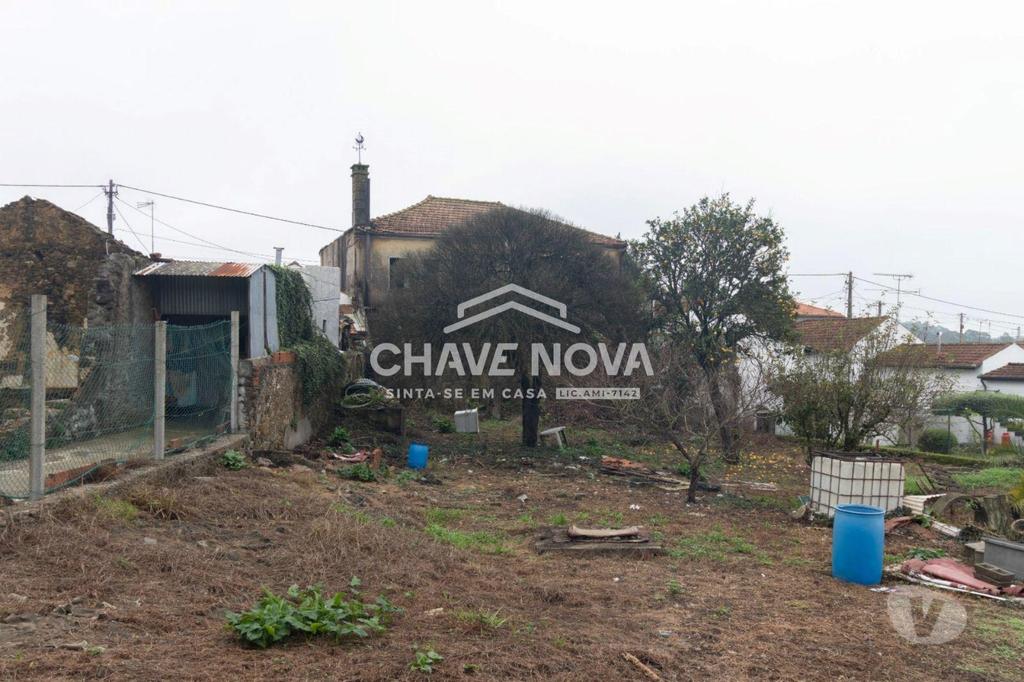 Apartamentos a venda Santa Maria da Feira - Fotos para Moradia para restauro + terreno em Paços de Brandão (SMF 02573)