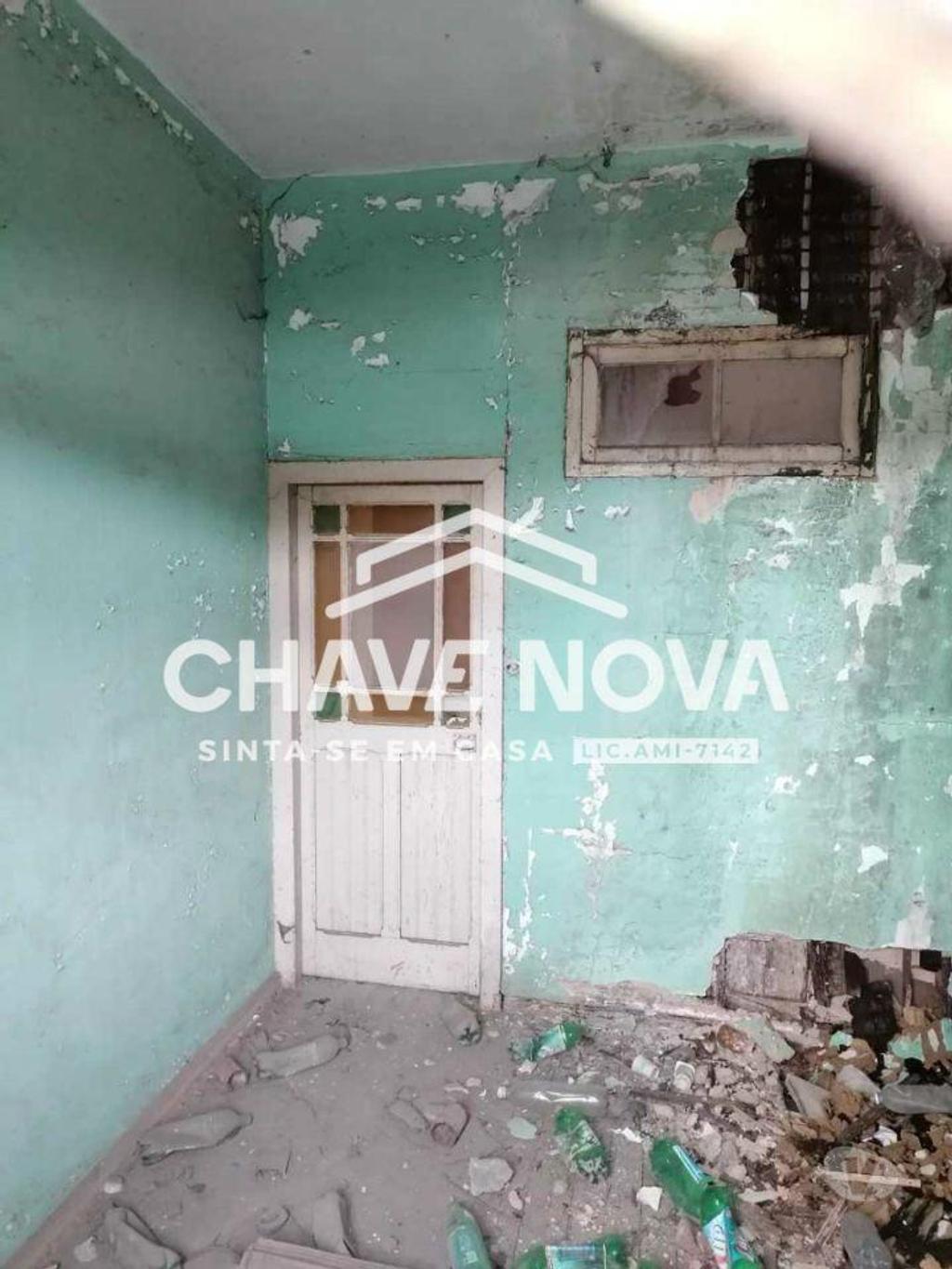 Apartamentos a venda Santa Maria da Feira - Fotos para Moradia para restauro + terreno em Paços de Brandão (SMF 02573)
