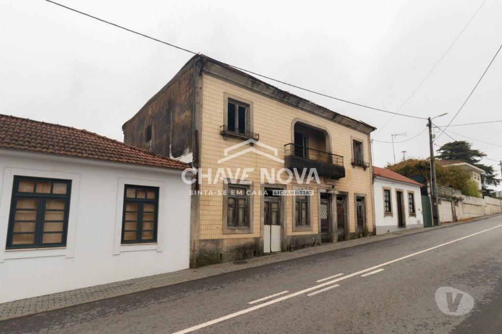 Apartamentos a venda Santa Maria da Feira - Fotos para Moradia para restauro + terreno em Paços de Brandão (SMF 02573)