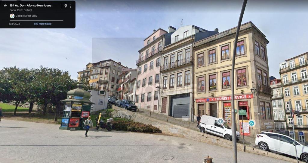 Comprar Loja Porto - Fotos para PREDIO PARA RECUPERAR NA SÉ DO PORTO
