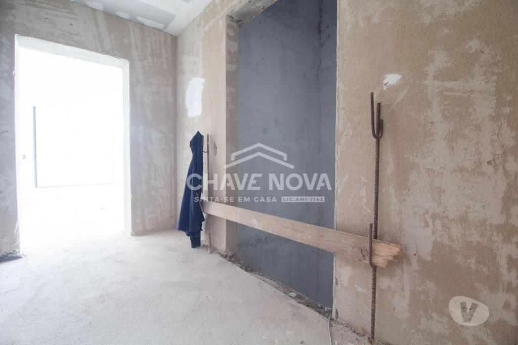 Apartamentos a venda Vila Nova de Gaia - Fotos para Apartamento T5 com terraço em toda a sua envolvência, vistas