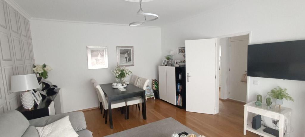 Apartamentos a venda Loulé - Fotos para Loule-Moradia T3 no centro de Quarteira. (VLM 00137)