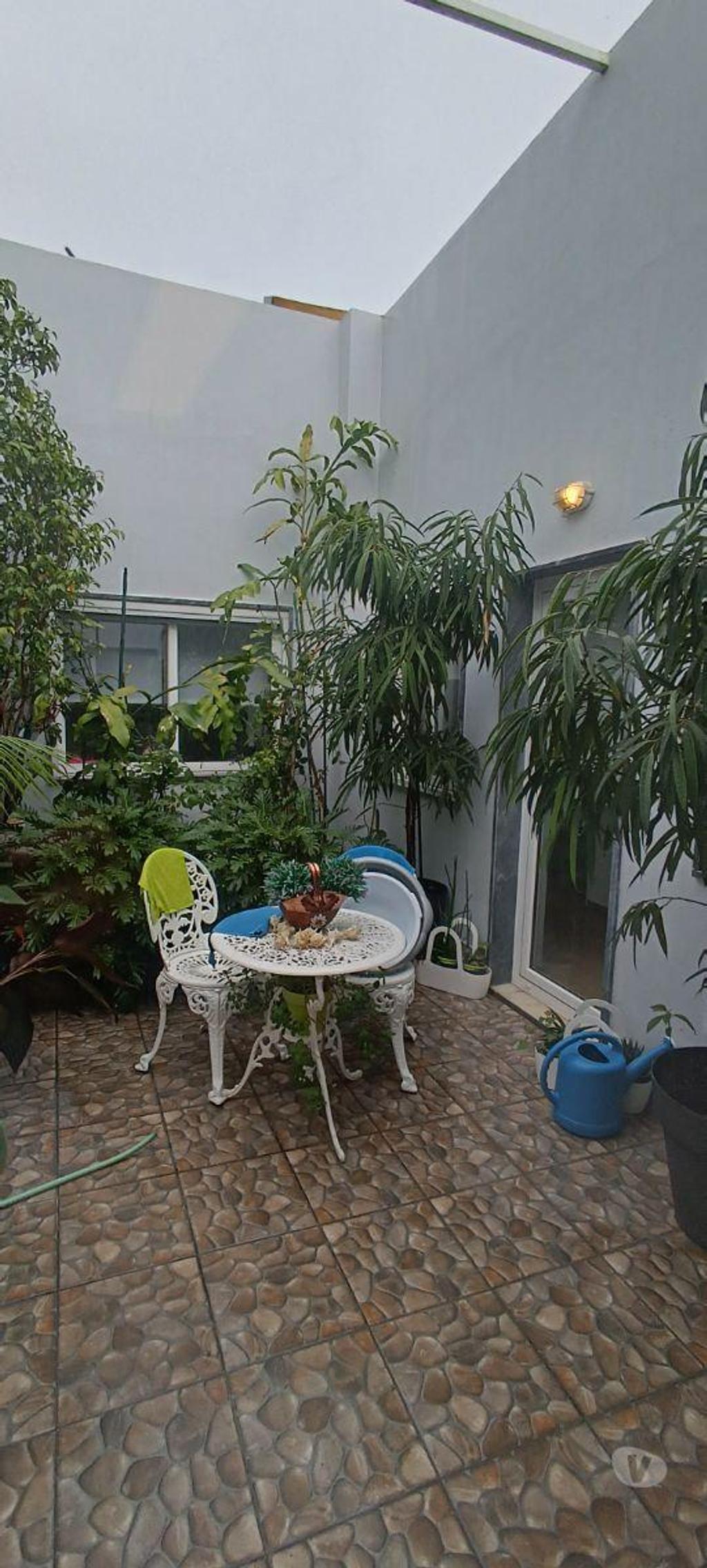 Apartamentos a venda Loulé - Fotos para Loule-Moradia T3 no centro de Quarteira. (VLM 00137)