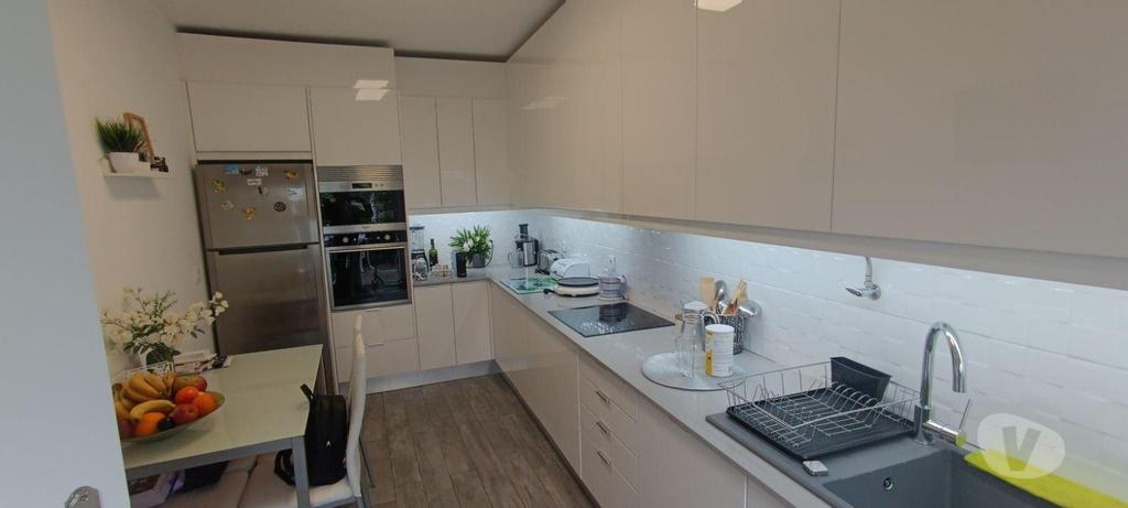 Apartamentos a venda Loulé - Fotos para Loule-Moradia T3 no centro de Quarteira. (VLM 00137)