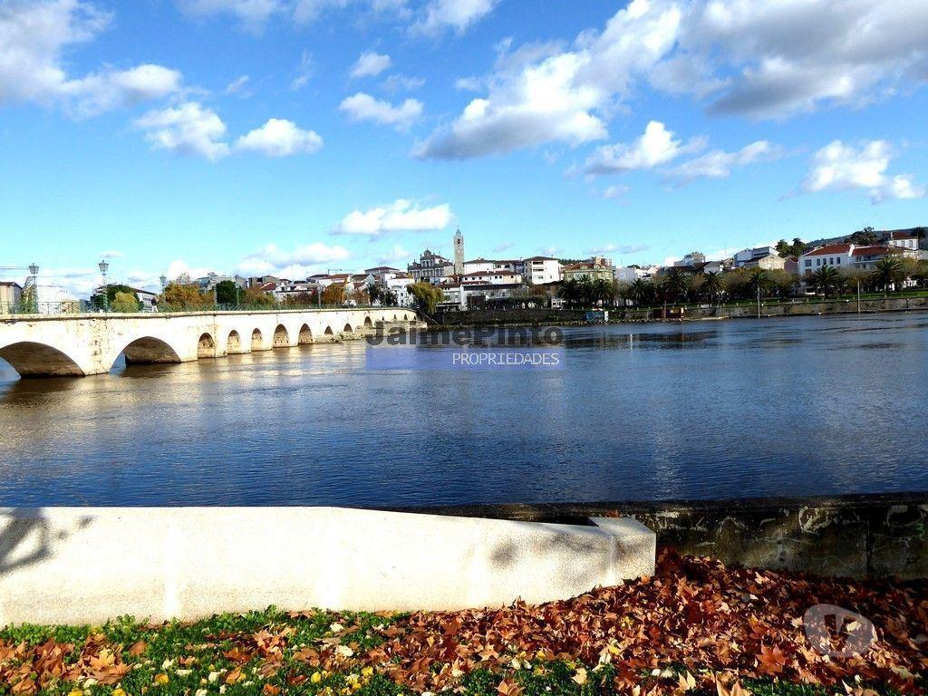 Apartamentos a venda Mirandela - Fotos para Mirandela-Casa de 9 quartos. Portugal, Norte, Mirandela. (9442_M)