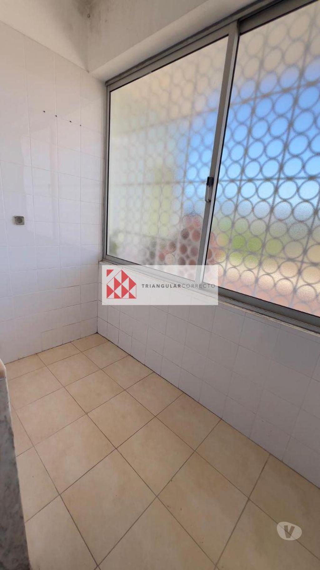 Apartamentos a venda Palmela - Fotos para Apartamento T3 transformado em T2 na Volta da Pedra, Palmela (PN