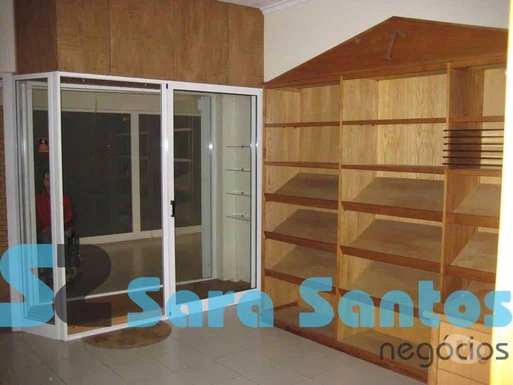 Comprar Loja Gondomar - Fotos para Loja em Centro Comercial Mobilado- Rio Tinto