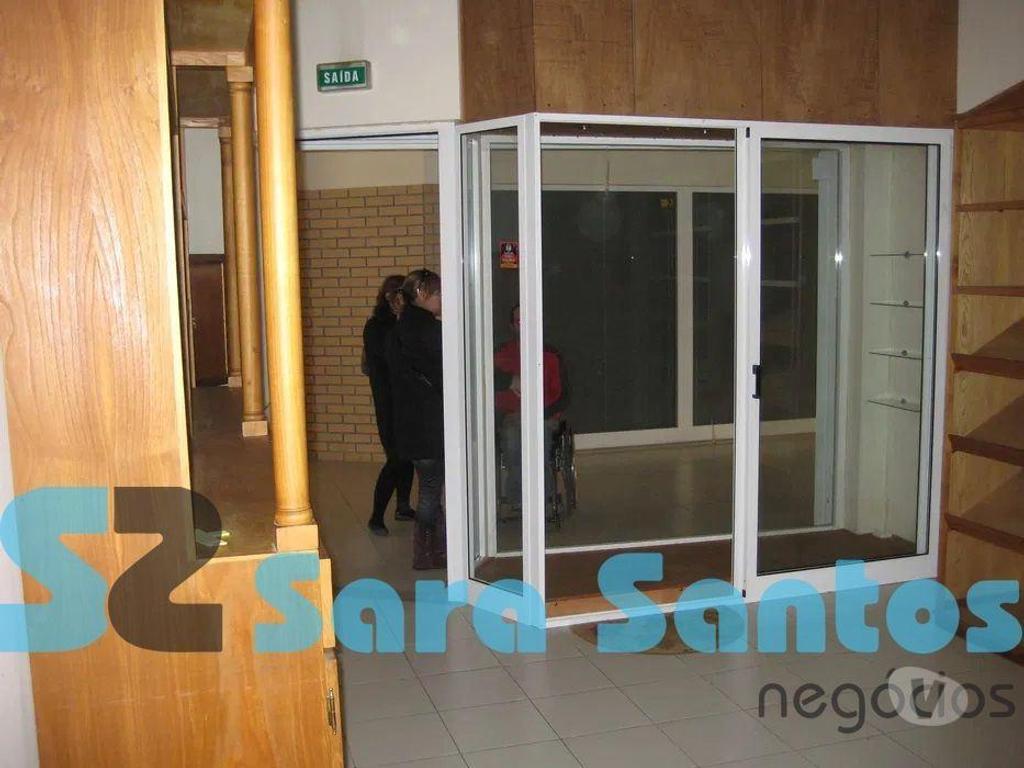 Comprar Loja Gondomar - Fotos para Loja em Centro Comercial Mobilado- Rio Tinto