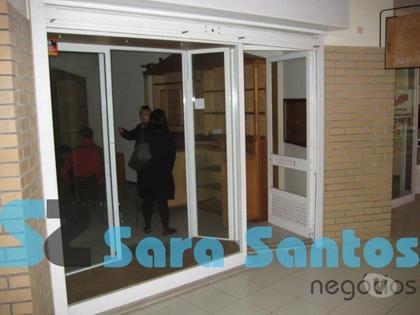 Comprar Loja - Fotos para Loja em Centro Comercial Mobilado- Rio Tinto