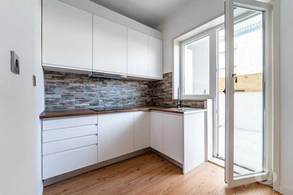 Apartamentos a venda Gondomar - Fotos para Excelente T2 l Areosa c Terraço-renovado em 2023 (04172)