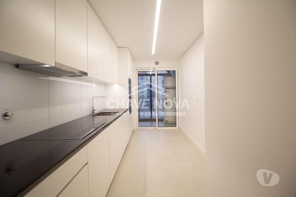 Apartamentos a venda Matosinhos - Fotos para Apartamento T3 em Matosinhos Sul com terraço de 40 m2