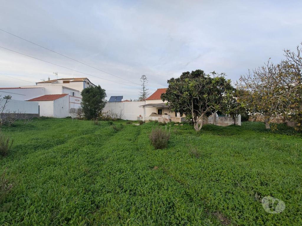 Apartamentos a venda Albufeira - Fotos para Moradia T3 para reabilitar ou possibilidade de construção