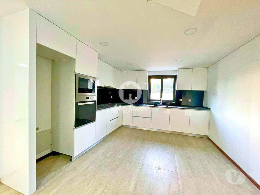 Apartamentos a venda Barcelos - Fotos para Barcelos-Moradia Individual T3+1 em Barcelos (265-M-01400)