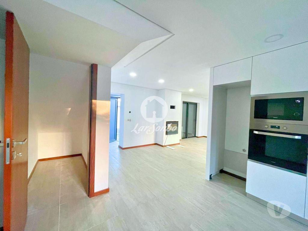 Apartamentos a venda Barcelos - Fotos para Barcelos-Moradia Individual T3+1 em Barcelos (265-M-01400)