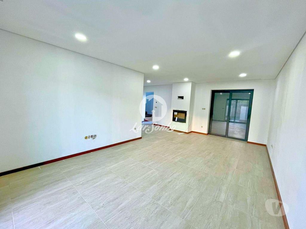 Apartamentos a venda Barcelos - Fotos para Barcelos-Moradia Individual T3+1 em Barcelos (265-M-01400)