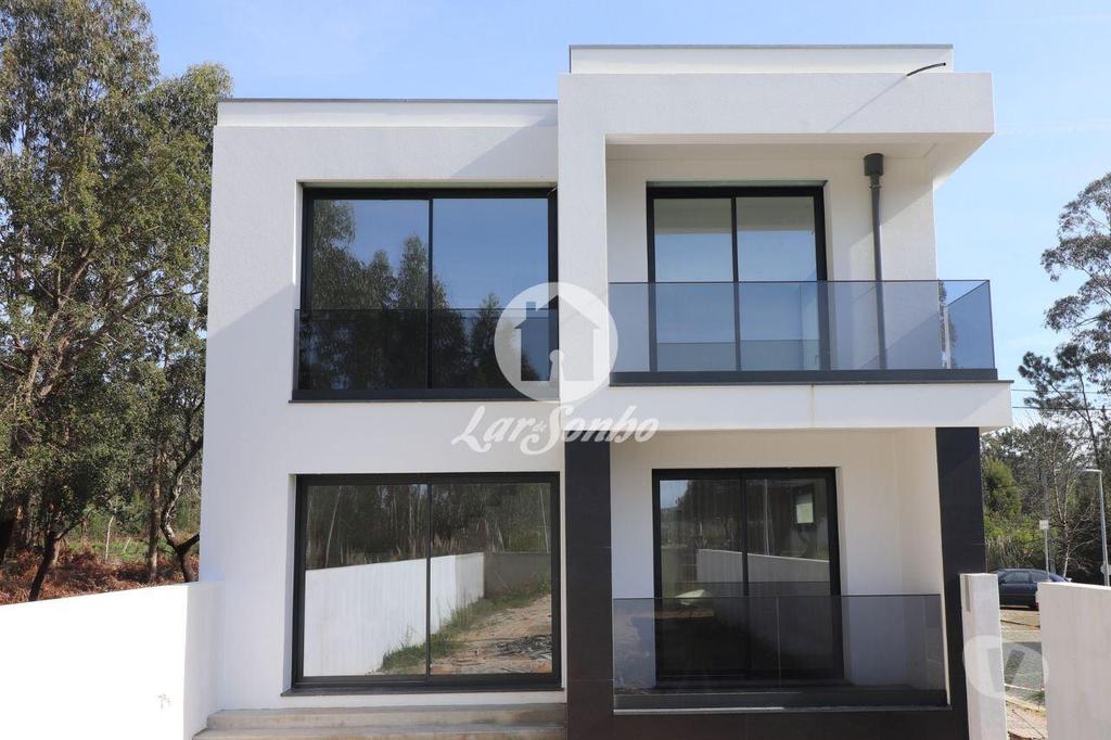 Apartamentos a venda Espinho - Fotos para Espinho-Moradia Nova V4 em Espinho (259-M-00167)