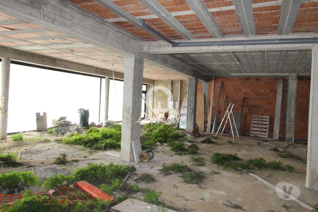 Comprar Loja Barcelos - Fotos para Espaço para comercio e serviços em Barcelos