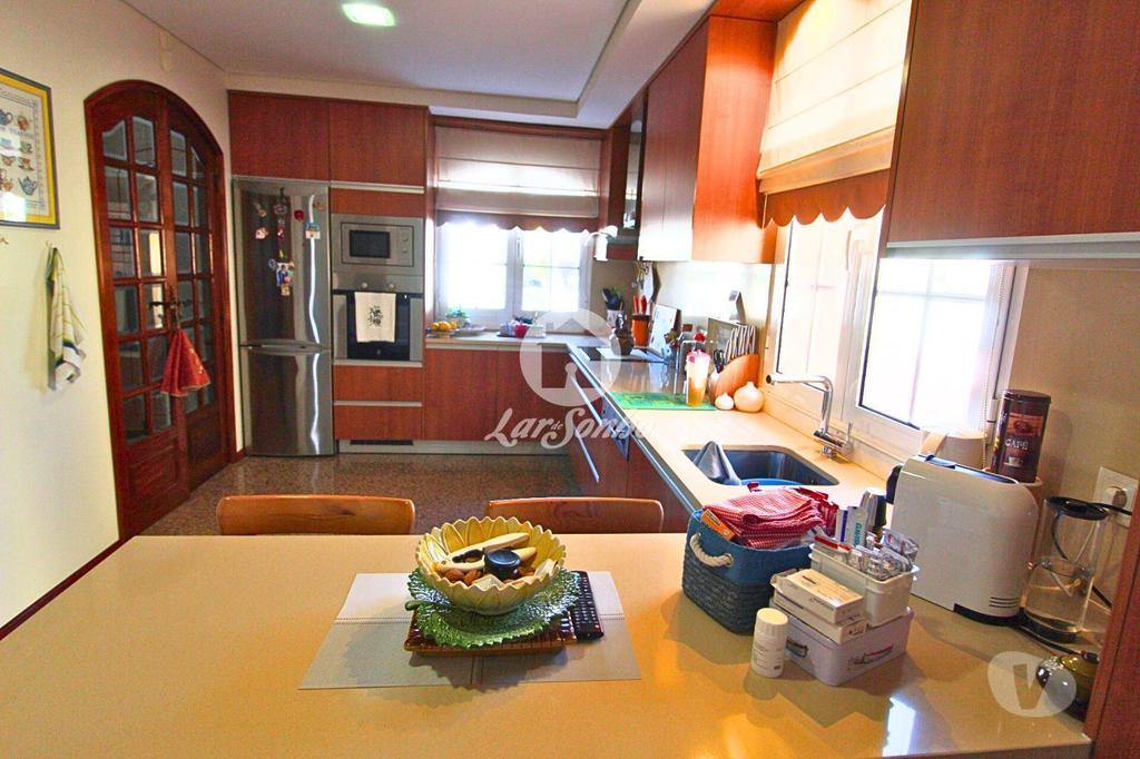 Apartamentos a venda Póvoa de Varzim - Fotos para Moradia T4 Individual a 800 metros da praia (265-M-01284)