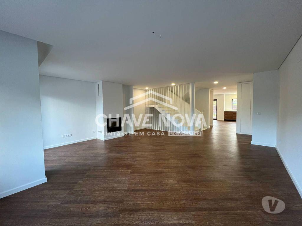 Apartamentos a venda Vila Nova de Gaia - Fotos para Moradia T3 - Pronta a habitar em Pedroso (GRJ 00098)