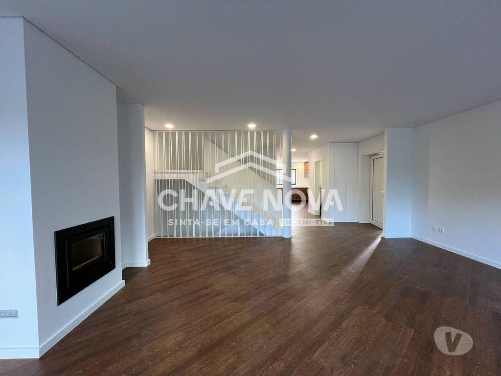 Apartamentos a venda Vila Nova de Gaia - Fotos para Moradia T3 - Pronta a habitar em Pedroso (GRJ 00098)