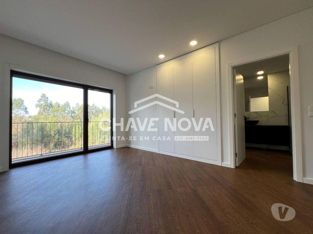 Apartamentos a venda Vila Nova de Gaia - Fotos para Moradia T3 - Pronta a habitar em Pedroso (GRJ 00098)
