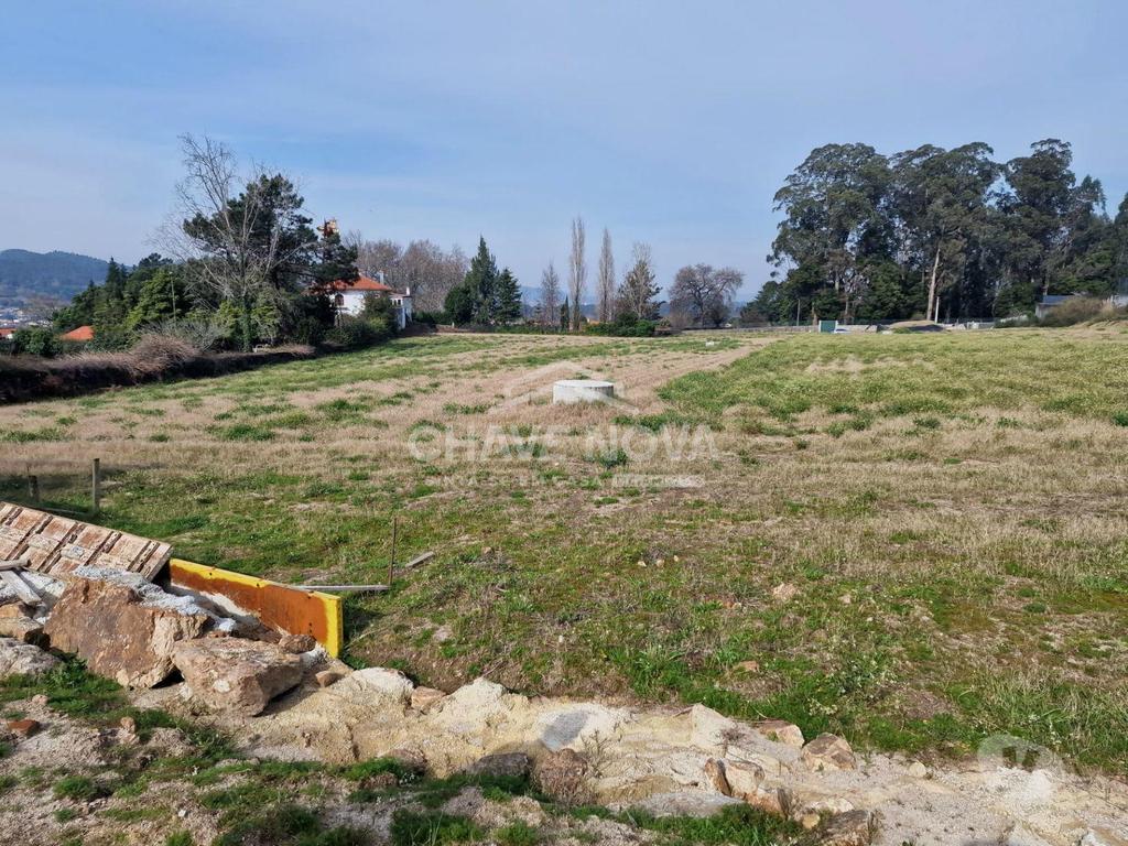 Comprar Loja Trofa - Fotos para Terreno p Loteamento (Viabilidade de 25 Lotes), Trofa...