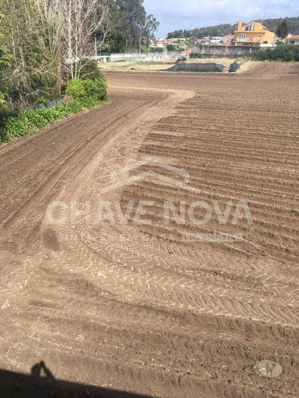 Comprar Loja Trofa - Fotos para Terreno p Loteamento (Viabilidade de 25 Lotes), Trofa...