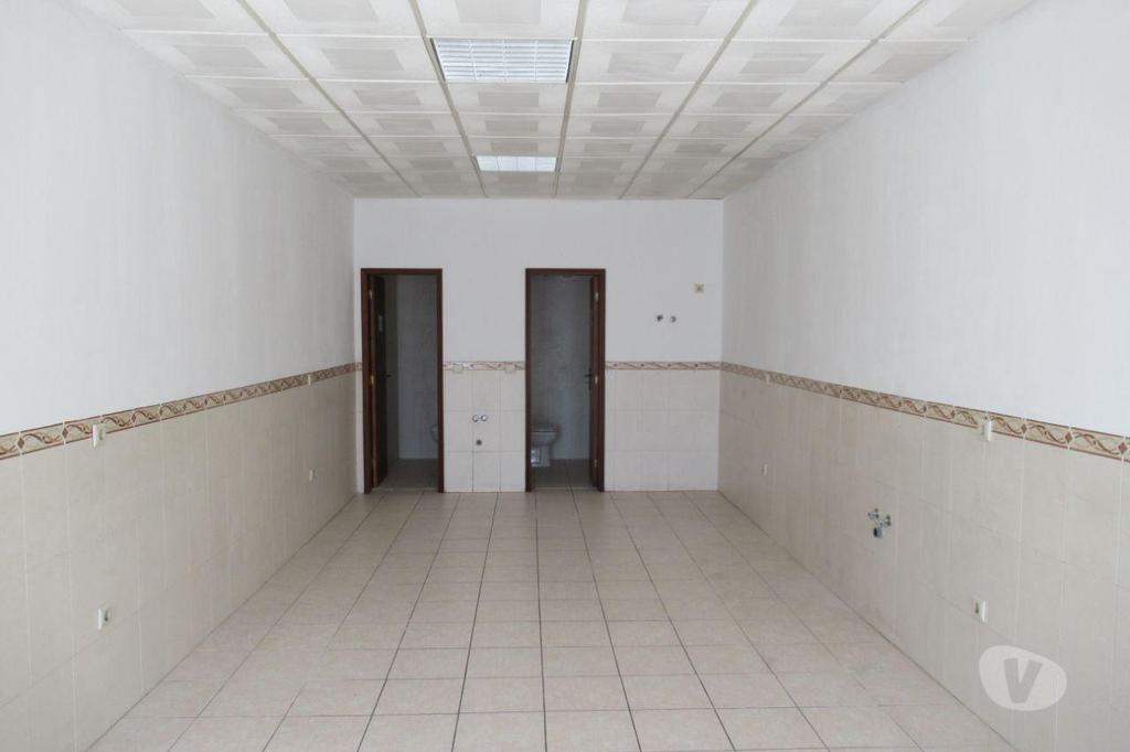 Comprar Loja Entroncamento - Fotos para LOJA. ÁREA BRUTA DE 31,56 M2.
