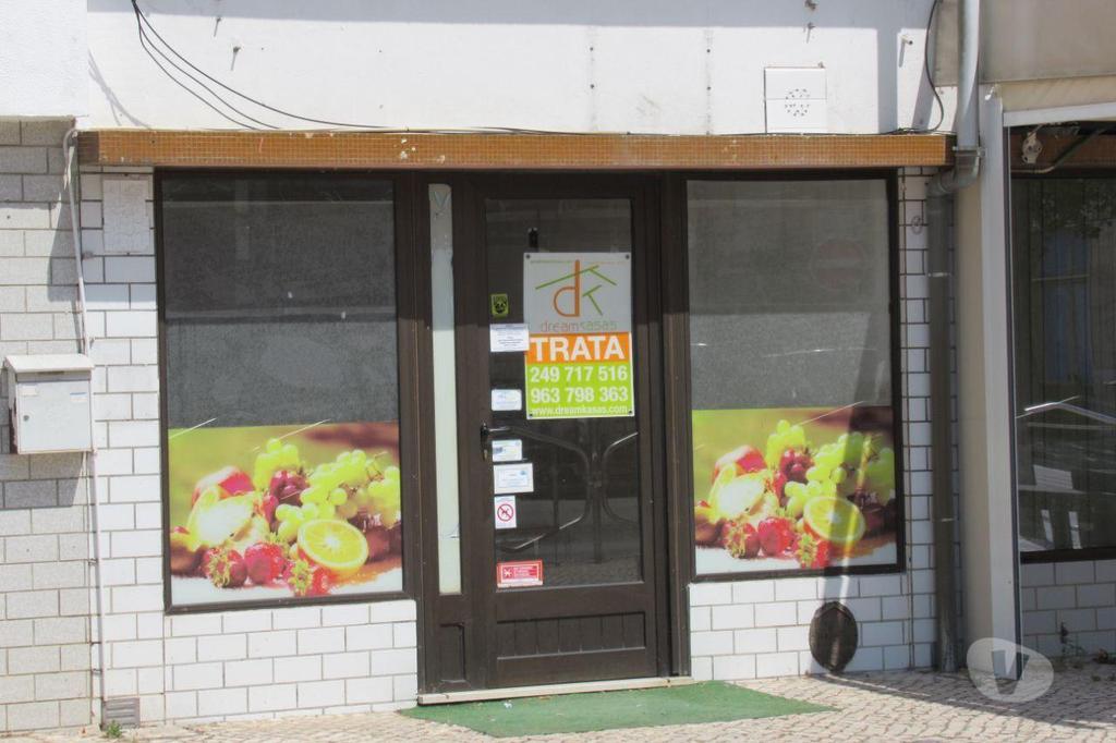 Comprar Loja Entroncamento - Fotos para LOJA. ÁREA BRUTA DE 31,56 M2.