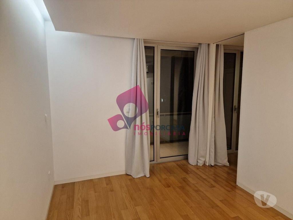 Apartamentos a venda Braga - Fotos para Braga-Arrenda-se Apartamento T 1 em Nogueira (1002)