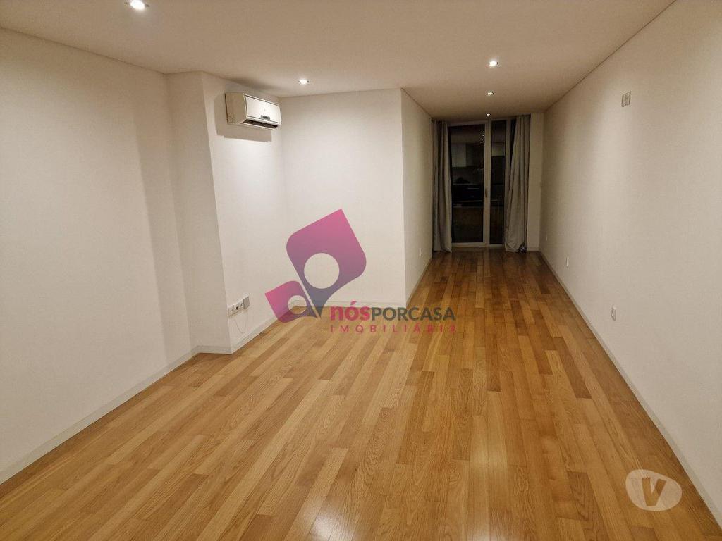 Apartamentos a venda Braga - Fotos para Braga-Arrenda-se Apartamento T 1 em Nogueira (1002)