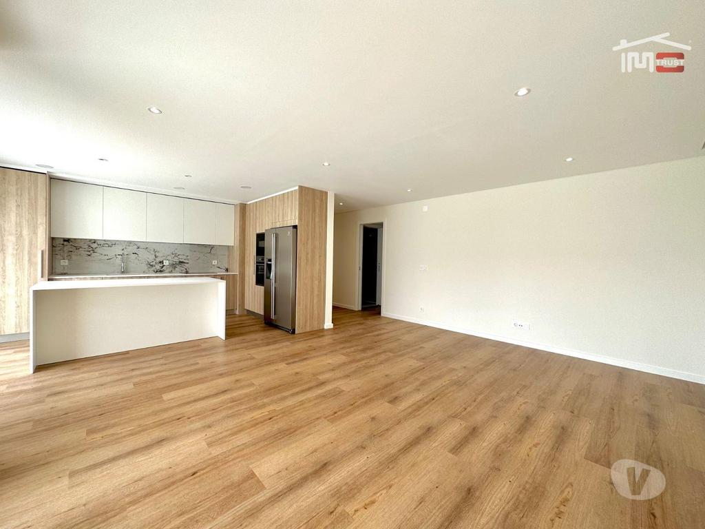 Apartamentos a venda Montijo - Fotos para Excelente Apartamento T3 c Varanda Grande, Parqueamento e