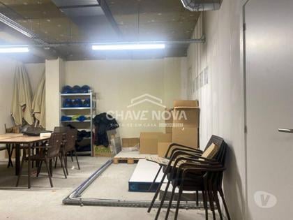 Comprar Loja - Fotos para Loja Comercial com alvará para restauração e c garagem.