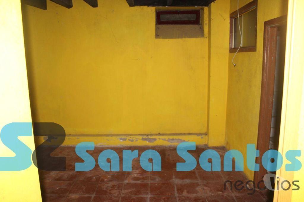 Apartamentos a venda Vila Nova de Gaia - Fotos para Moradia T6 para Recuperar junto Avenida da Republica-Gaia