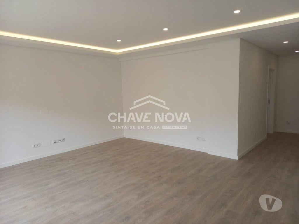 Apartamentos a venda Seixal - Fotos para Apartamento T3 novo com suite, parqueamento e arrecadação