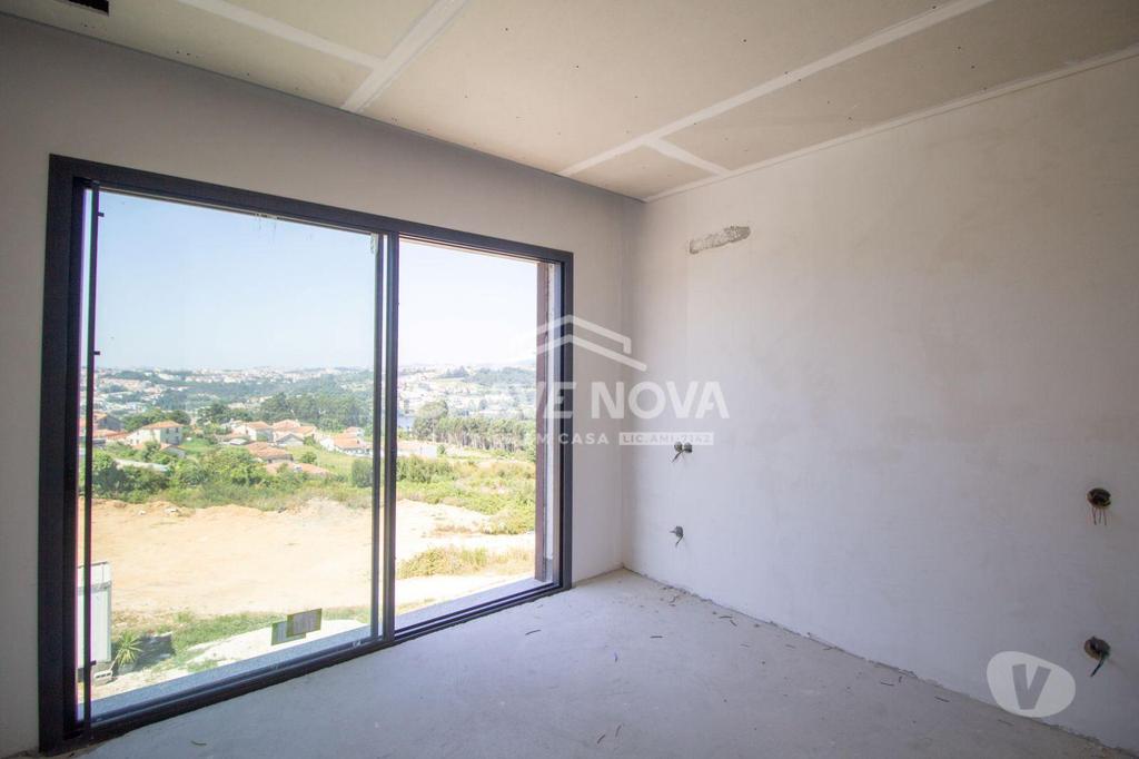 Apartamentos a venda Vila Nova de Gaia - Fotos para T2 Novo Último Piso c Varanda e Lugar de Garagem em Avintes