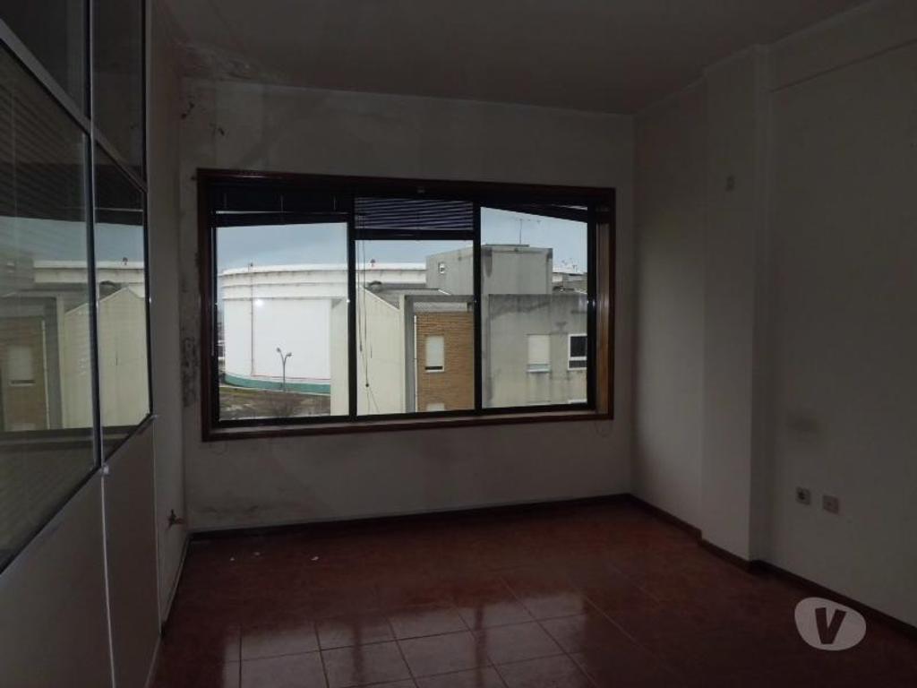Aluguer Loja Matosinhos - Fotos para ESCRITÓRIO, PARA ARRENDAMENTO, LEÇA DA PALMEIRA, JUNTO AO LIDL