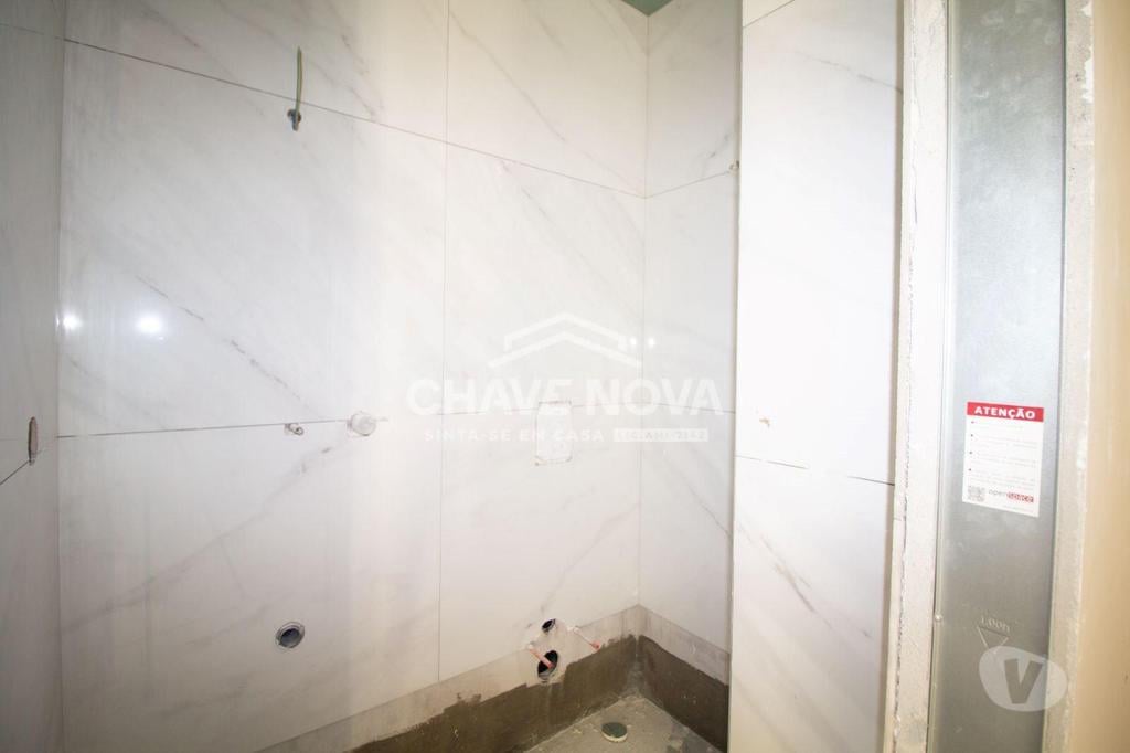 Apartamentos a venda Vila Nova de Gaia - Fotos para T3 Novo c Varanda e Lugar de Garagem em Avintes (GN 01469)