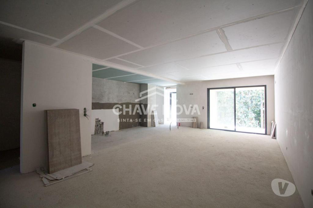 Apartamentos a venda Vila Nova de Gaia - Fotos para T3 Novo c Varanda e Lugar de Garagem em Avintes (GN 01469)