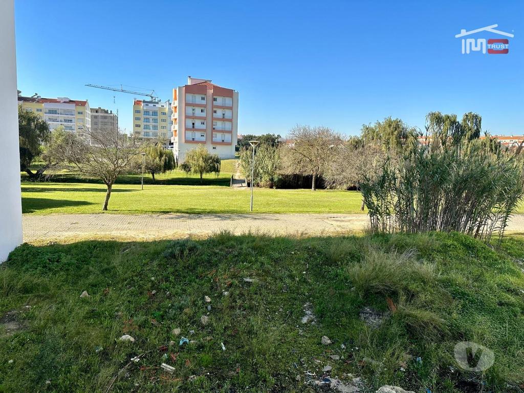 Terrenos Montijo - Fotos para Montijo-Lote para construção de prédio com 10 fogos (6-T-001018)