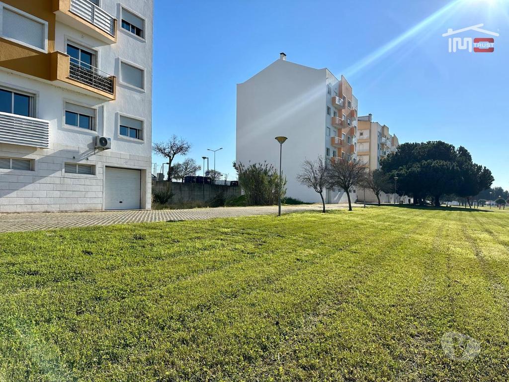 Terrenos Montijo - Fotos para Montijo-Lote para construção de prédio com 10 fogos (6-T-001018)