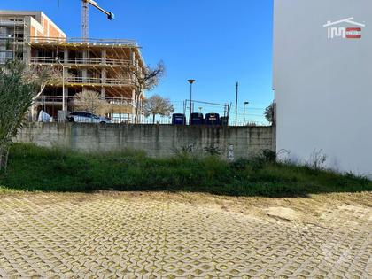 Terrenos e Quintas - Fotos para Montijo-Lote para construção de prédio com 10 fogos (6-T-001018)