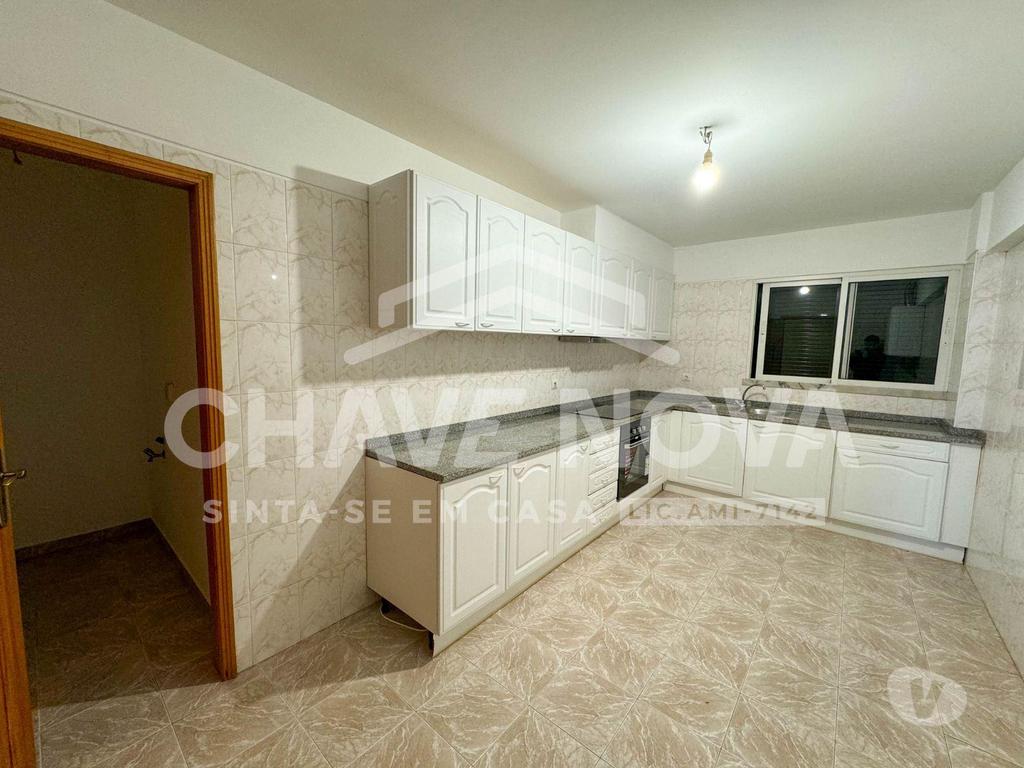Apartamentos a venda Funchal - Fotos para Apartamento T3 no Edf. Ajuda Mar - São Martinho - Funchal