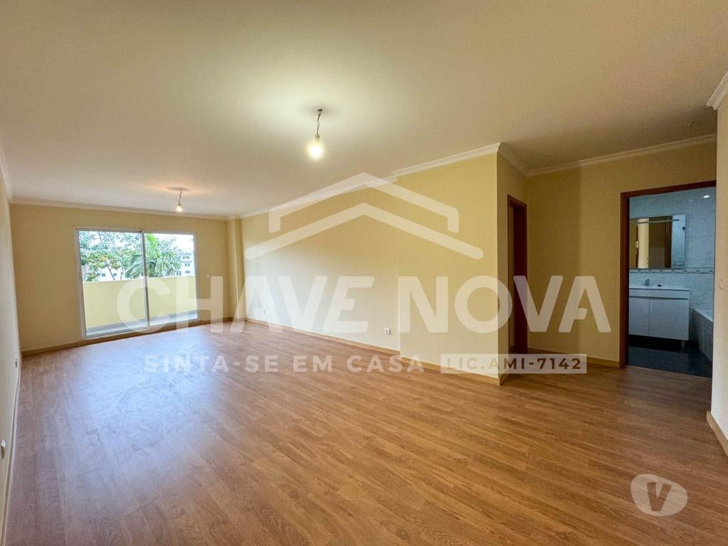 Apartamentos a venda Funchal - Fotos para Apartamento T3 no Edf. Ajuda Mar - São Martinho - Funchal