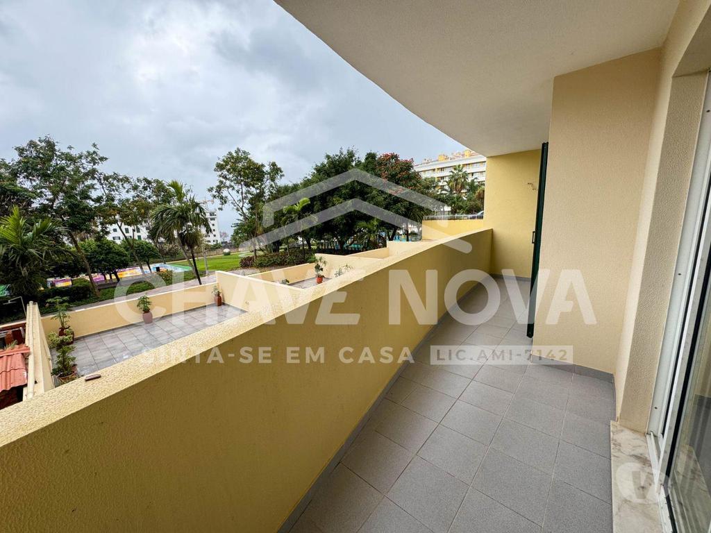 Apartamentos a venda Funchal - Fotos para Apartamento T3 no Edf. Ajuda Mar - São Martinho - Funchal