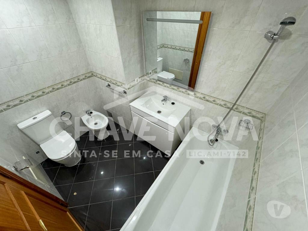 Apartamentos a venda Funchal - Fotos para Apartamento T3 no Edf. Ajuda Mar - São Martinho - Funchal