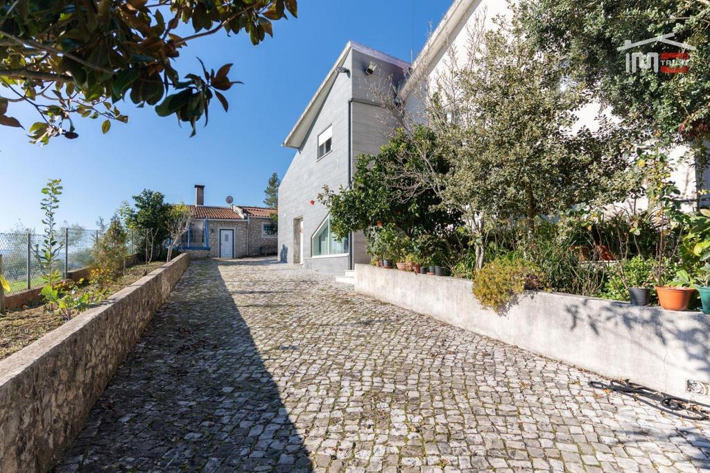 Apartamentos a venda Ourém - Fotos para Moradia bifamiliar, para venda, Ourém - Nossa Senhora das