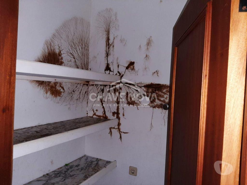 Apartamentos a venda Gondomar - Fotos para Gondomar-T3 na zona das Cavadas - Rio Tinto (RT 02084)