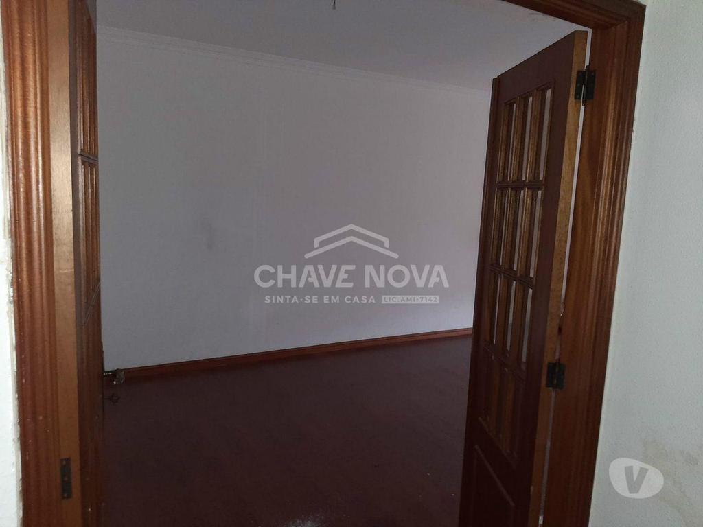 Apartamentos a venda Gondomar - Fotos para Gondomar-T3 na zona das Cavadas - Rio Tinto (RT 02084)