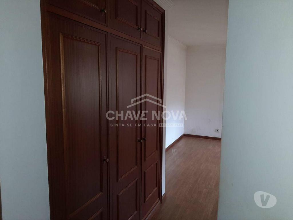 Apartamentos a venda Gondomar - Fotos para Gondomar-T3 na zona das Cavadas - Rio Tinto (RT 02084)